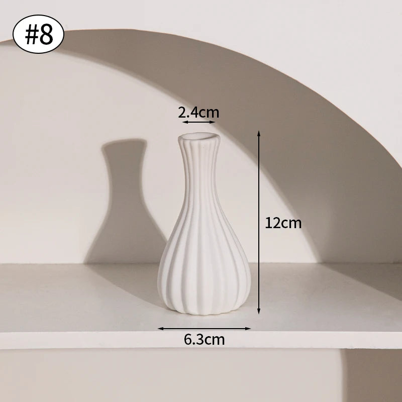 Nordic White Ceramic Vase – Modern Minimalist Decorative Vase for Home Décor