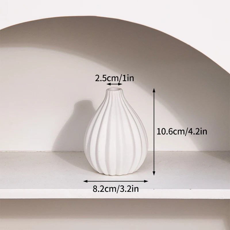 Nordic White Ceramic Vase – Modern Minimalist Decorative Vase for Home Décor