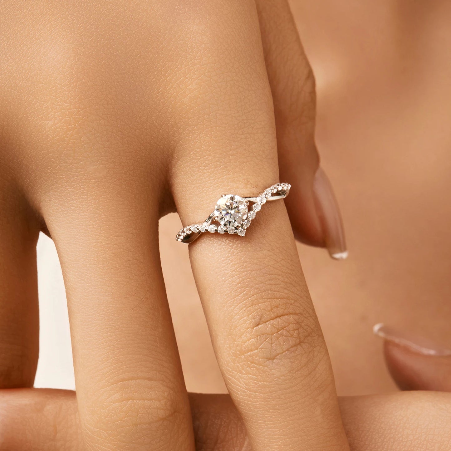 THE TRENDOR Crown D Color Moissanite Ring Delicate Lab Diamond Ring 925 Sterling Silver For Women Wedding Engagement Jewelry