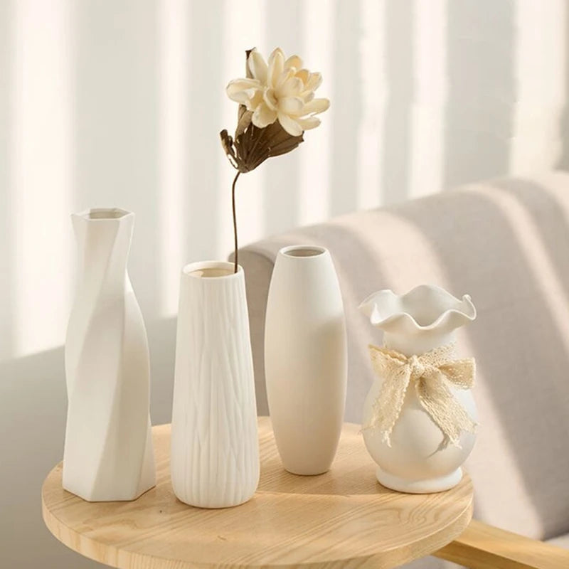 Nordic White Ceramic Vase – Modern Minimalist Decorative Vase for Home Décor
