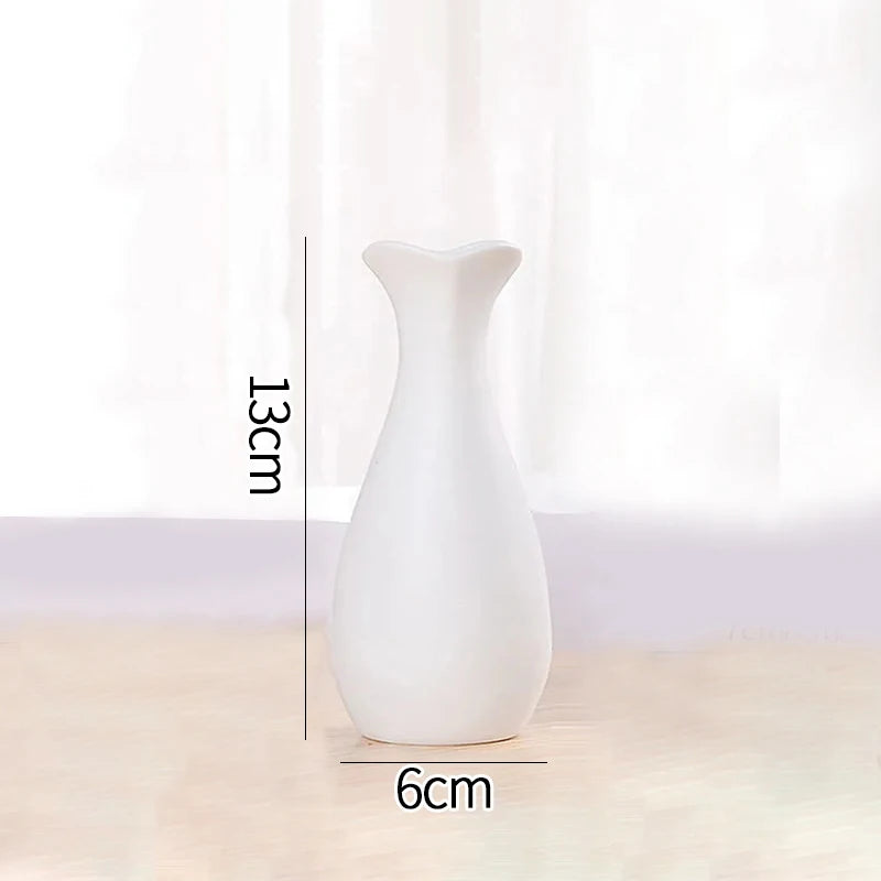 Nordic White Ceramic Vase – Modern Minimalist Decorative Vase for Home Décor